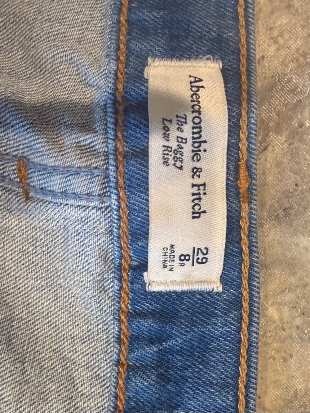 NWT Abercrombie Jeans - Picture 7 of 9